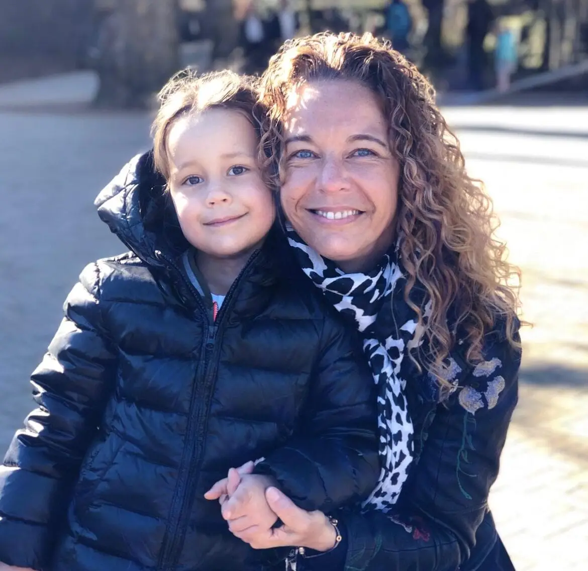 Blije klant 3D zwangerschapsbeeldje MOA